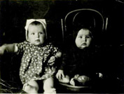 Фото предоставлено Татьяной Фоминой: 01.07.1949 г. Таня Чернопольская (моя тётя) и Миша Скрягин (сын Николая Васильевича Скрягина).